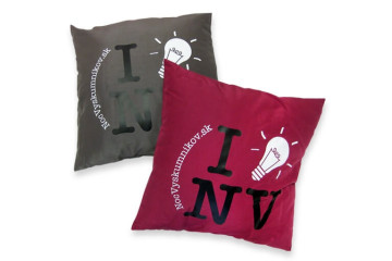 Transferovy tisk logo Noc vyzkumnikov na polstar 2 Transferovy tisk logo Noc vyzkumnikov na polstar 2