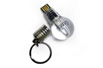 Tampónová potlač logo Seak na USB v tvare žiarovky