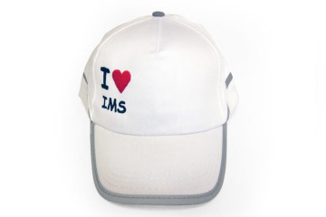 Výšivka logo I love IMS na kšiltovku Vysivka ligo I love IMS na ksiltovku
