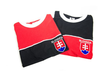 Výšivka logo Slovakia na tričku Vysivka logo Slovakia na tricku