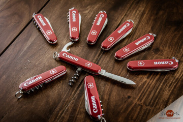 Detail na potlač nožíkov logo