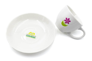 Šálek a talířek s potiskem - výpal logo