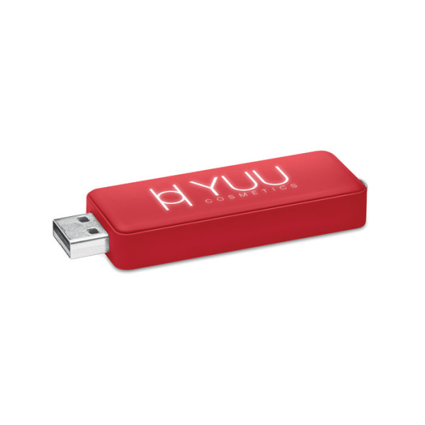 USB flash disk se svítícím logem