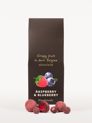 Malina a borůvka v hořké čokoládě 80g – hand made edition - Reklamnepredmety