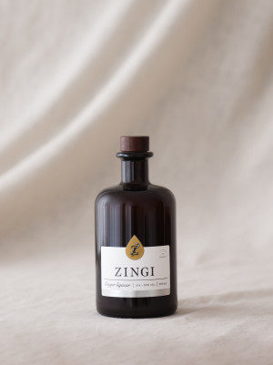 Zázvorový likér ZINGI, 32%, 500 ml - Reklamnepredmety