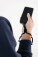 CarryLoop nastavitelný držák na telefon na zápěstí - p3028401-f-250-f4ee871210974a529bc19d7b1b84328d - variant 