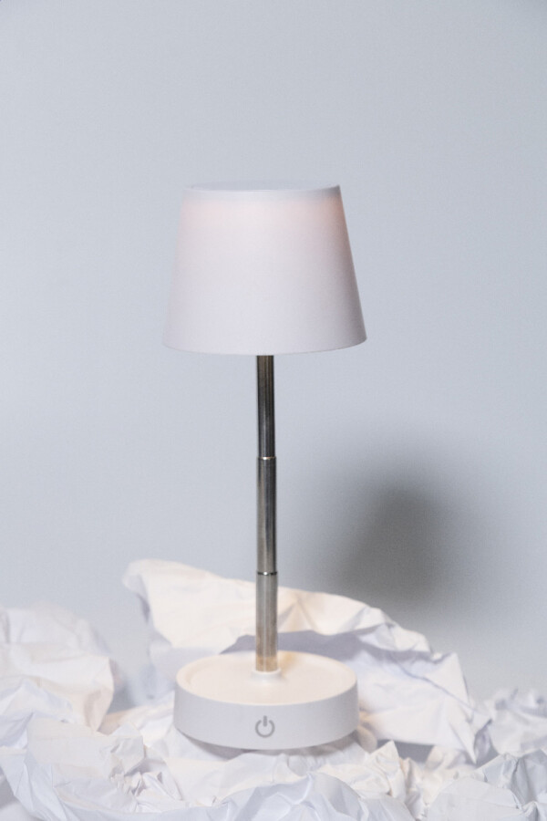 Cosmopolitan barová stolná lampa RABS