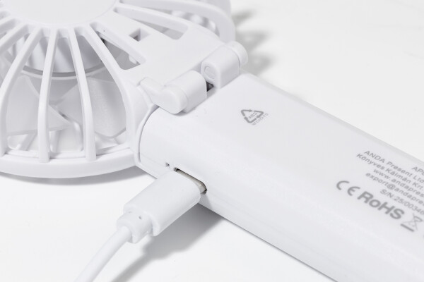 Chilly RABS dobíjací ručný vetráčik