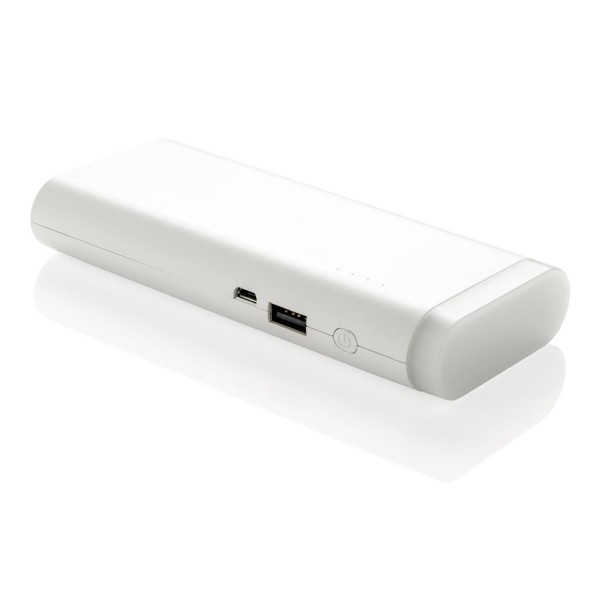 Powerbanka 10 000 mAh se svítilnou
