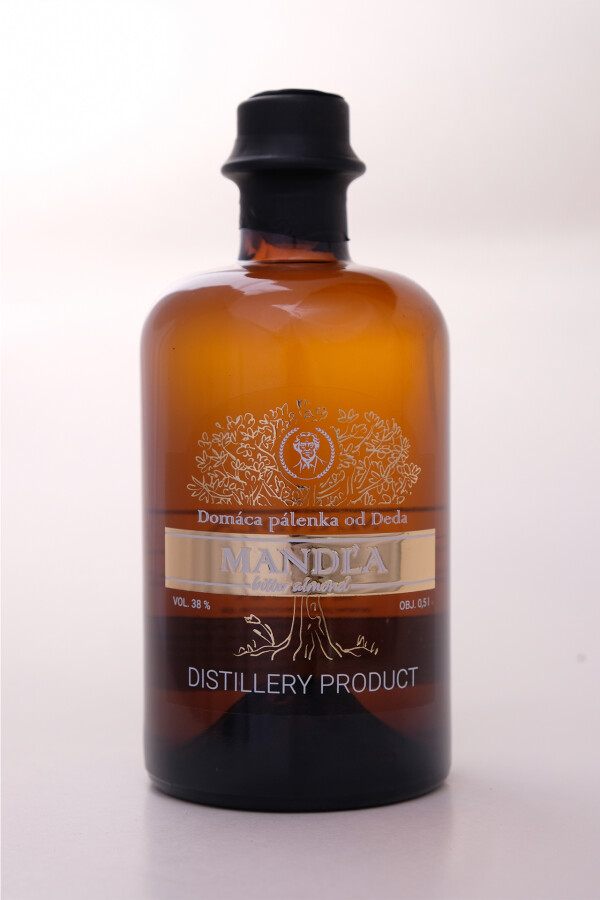 NOVÁ Domácí pálenka od dědy Mandle 38 %, 500 ml