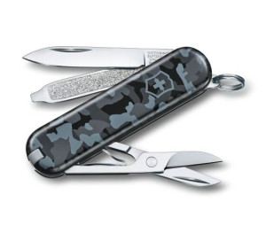 Švýcarský kapesní nůž Victorinox Classic - navy camo - Reklamnepredmety
